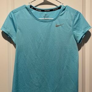Nike dri fit shirt XS